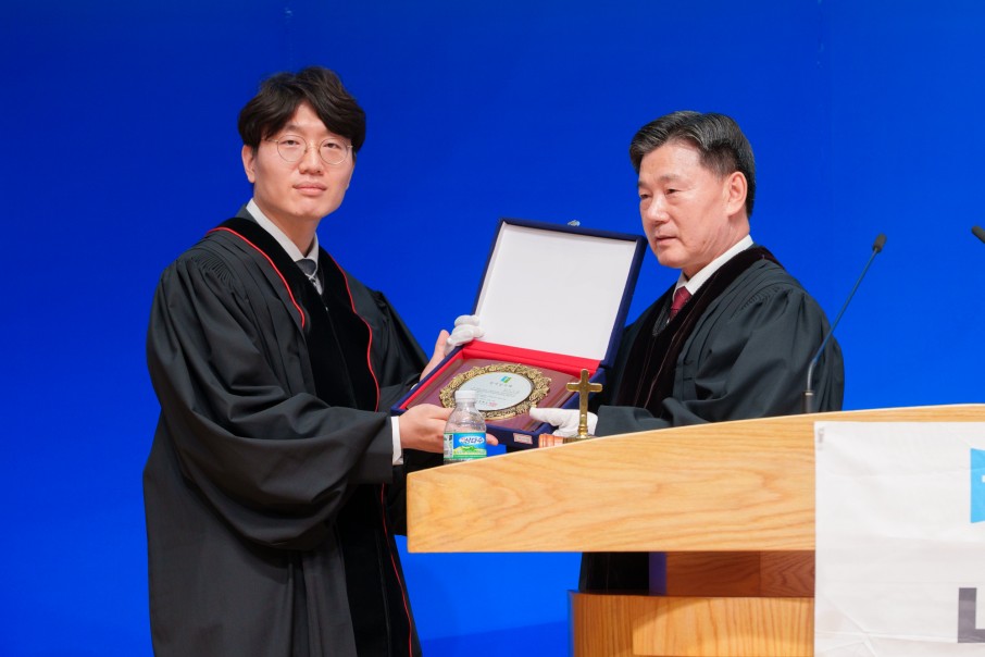 9a4a753661cf71240ad43ed72613dbf2_1761042