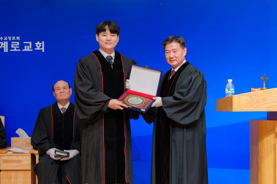 9a4a753661cf71240ad43ed72613dbf2_1761042